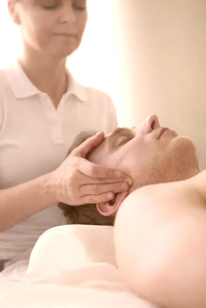 Behandlungsraum der Praxis Essential Therapy